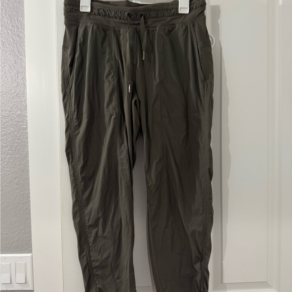 lululemon athletica Dance Studio Capri